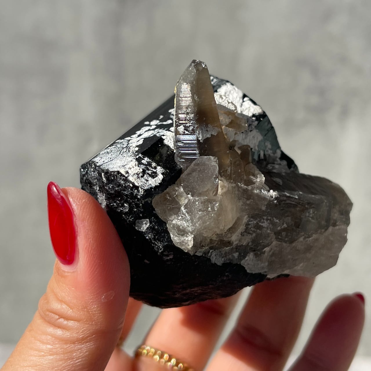 在庫整理特価 ベトナム産 ・スモーキークォーツ トルマリン入り結晶37点セット スモーキークォーツ – YAY!Stones