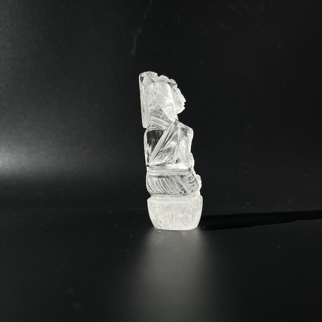 ヒマラヤ水晶 ラクシュミー像｜透明感のある一点彫刻・富と豊穣の女神