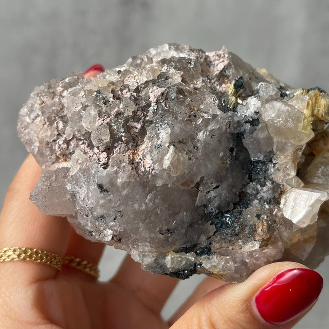 ブラジル・バイーア州ノーヴォ・オリゾンテ産【ルチルクォーツ（金針水晶）】 鉱物 天然石 パワーストーン