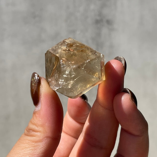 コンゴ産【クンダリーニシトリン（Kundalini Citrine）】 鉱物 天然石 パワーストーン