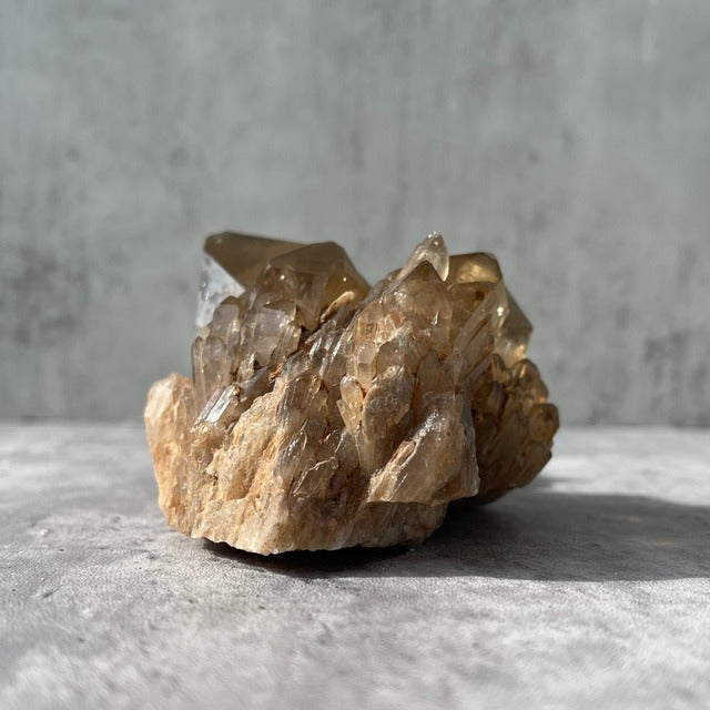コンゴ産【クンダリーニシトリン（非加熱 Citrine）】スモーキー｜クラスター 鉱物 天然石 パワーストーン