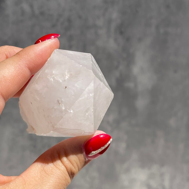セプター形状【マダガスカル産 クォーツ】 水晶（石英）鉱物 天然石 パワーストーン　　