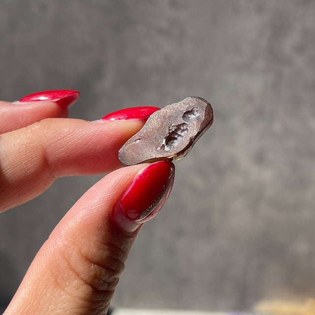 メキシコ産【ファイヤーアゲート 炎瑪瑙（ほのおめのう）】 鉱物 天然石 パワーストーン