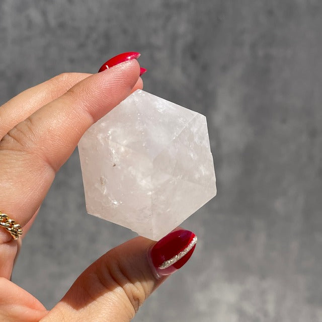 セプター形状【マダガスカル産 クォーツ】 水晶（石英）鉱物 天然石 パワーストーン　　