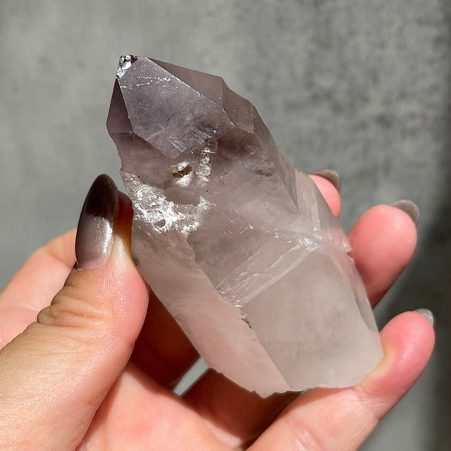 ナイジェリア産【アメジスト／紫水晶】ファントムあり 鉱物  天然石 パワーストーン