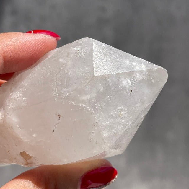 セプター形状【マダガスカル産 クォーツ】 水晶（石英）鉱物 天然石 パワーストーン　　