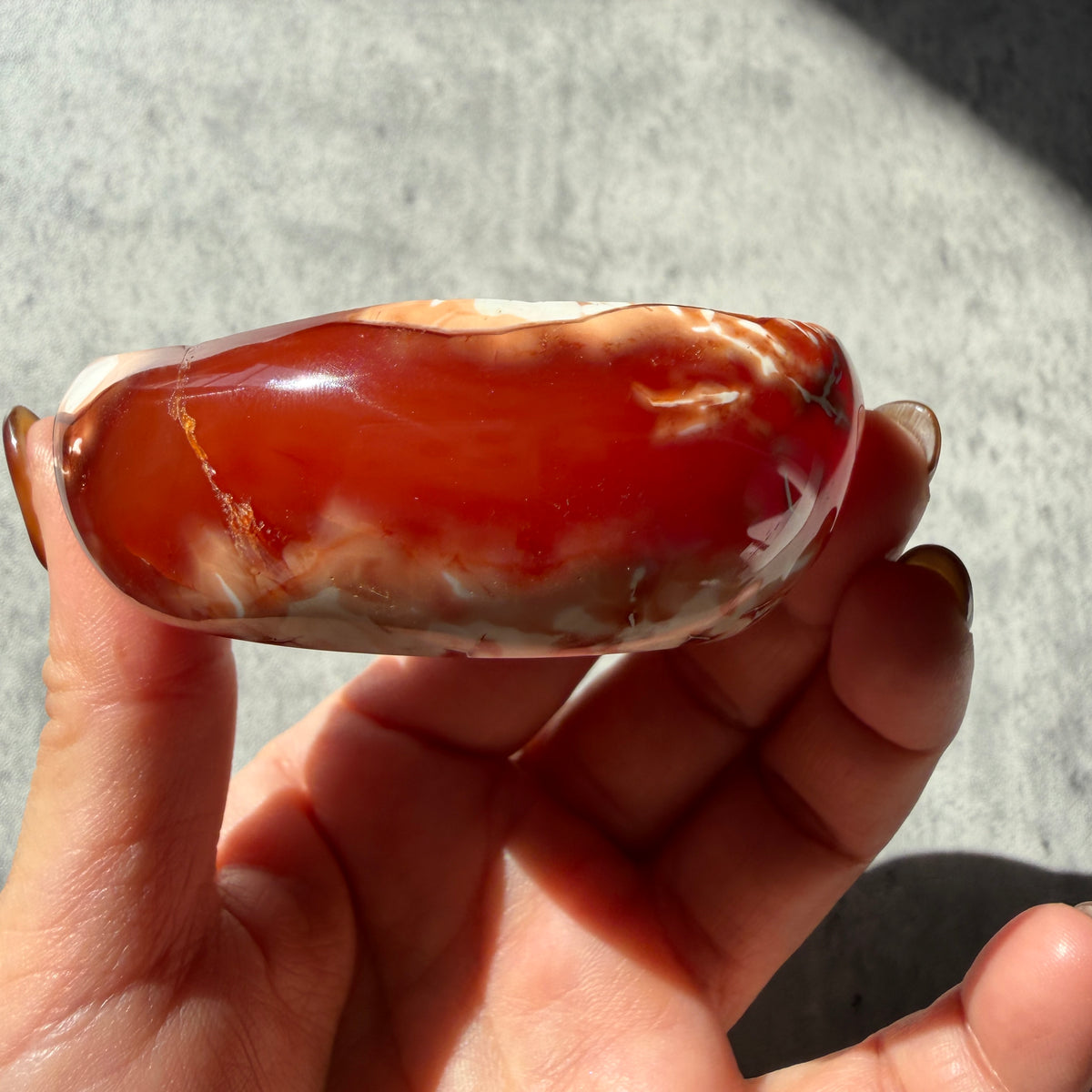 マダガスカル産 カーネリアン 天然石ボウル No.3｜小物入れ・アクセサリートレイ
