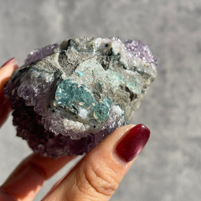 ブラジル産【アメジスト（Amethyst）／紫水晶】クラスター 　鉱物 天然石 パワーストーン