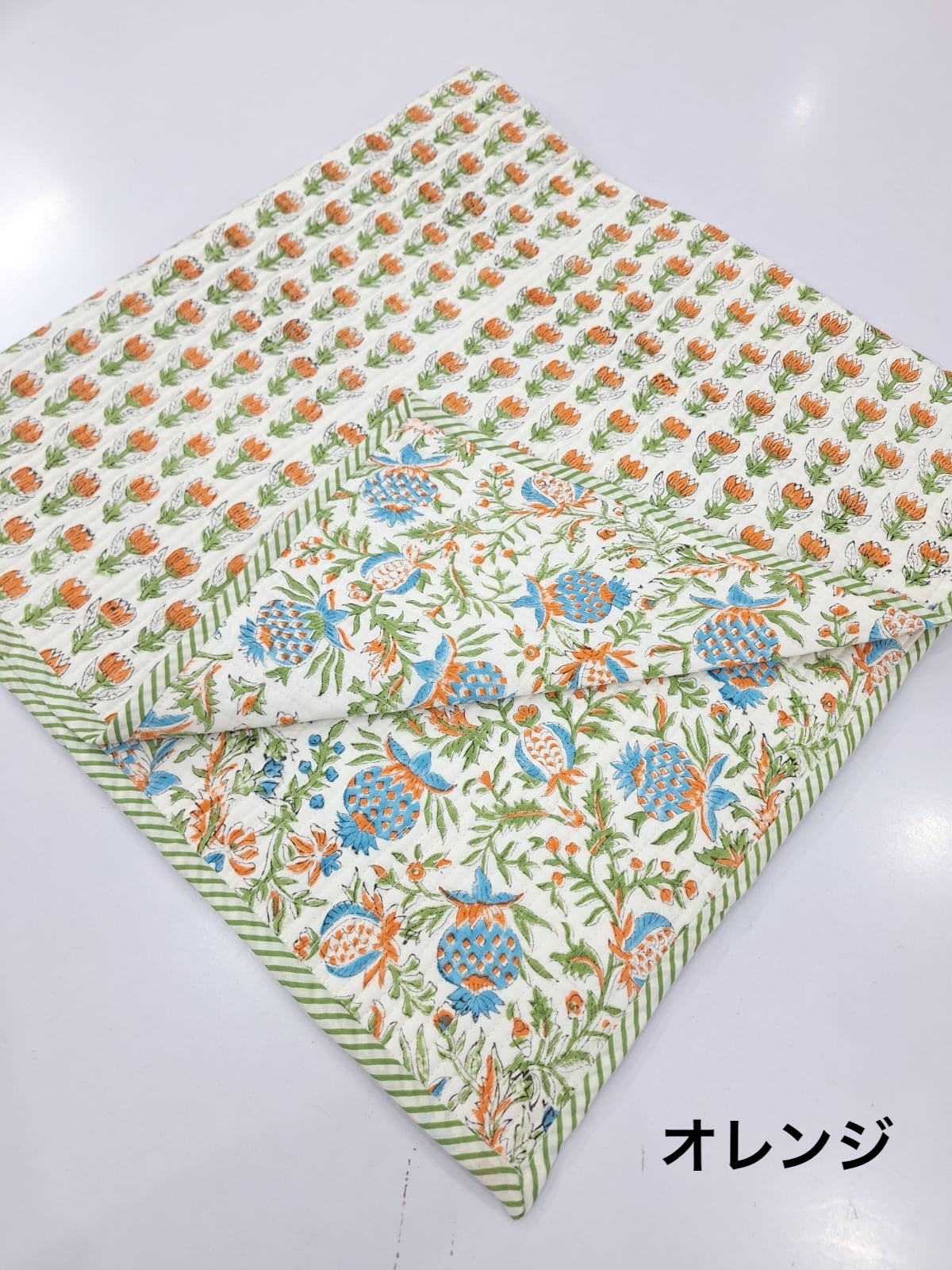 インド製 花柄リバーシブルキルト 125×125cm｜薄手マルチカバー・ソファカバー 全5柄