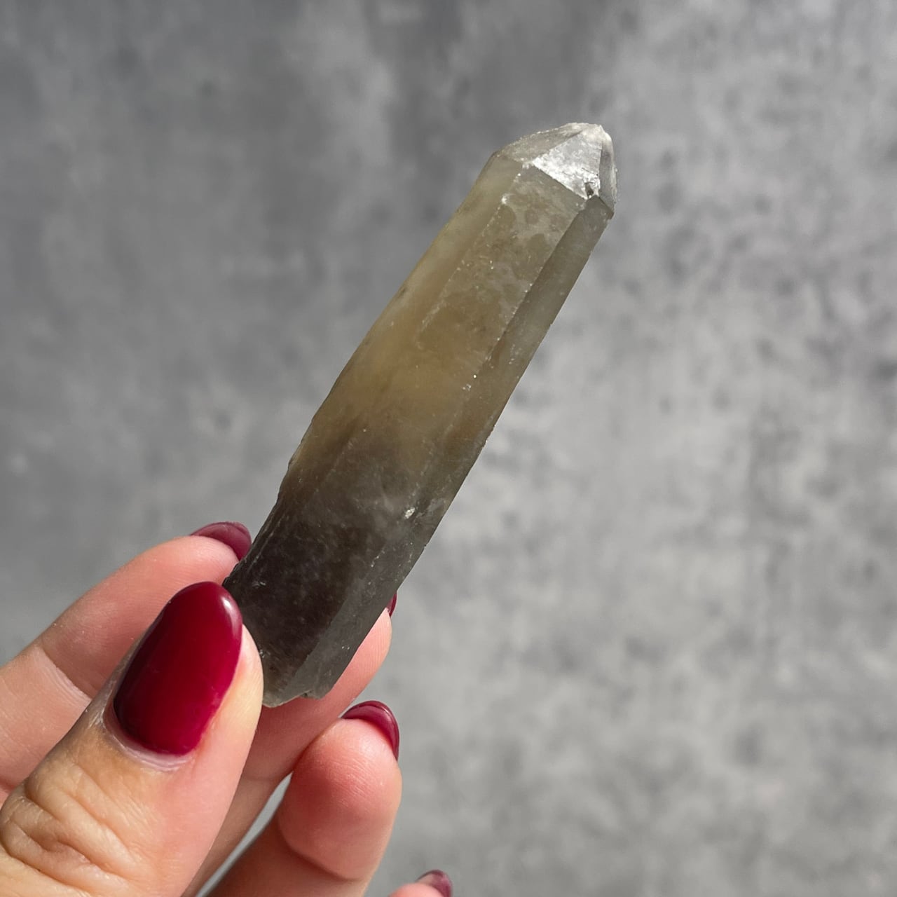 ナミビア・エロンゴ産【スモーキークォーツ（煙水晶）】 鉱物 天然石 パワーストーン