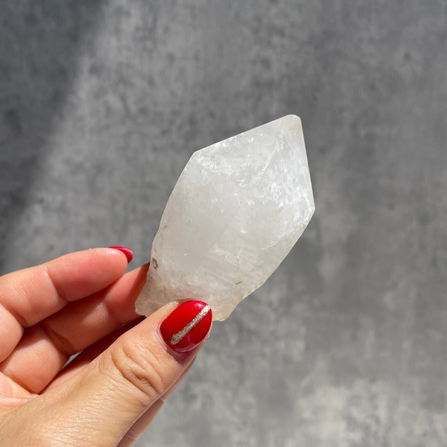 セプター形状【マダガスカル産 クォーツ】 水晶（石英）鉱物 天然石 パワーストーン　　